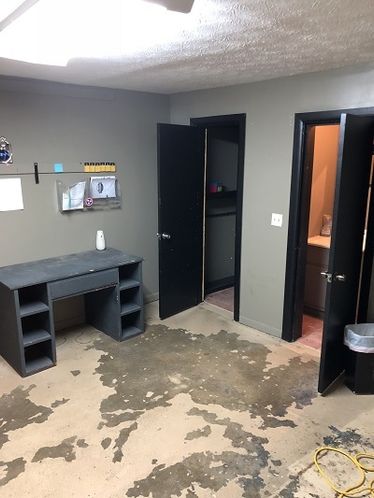 Free Standing Retail Building for Sale: 7103 Clinton Hwy, Powell, TN 37849